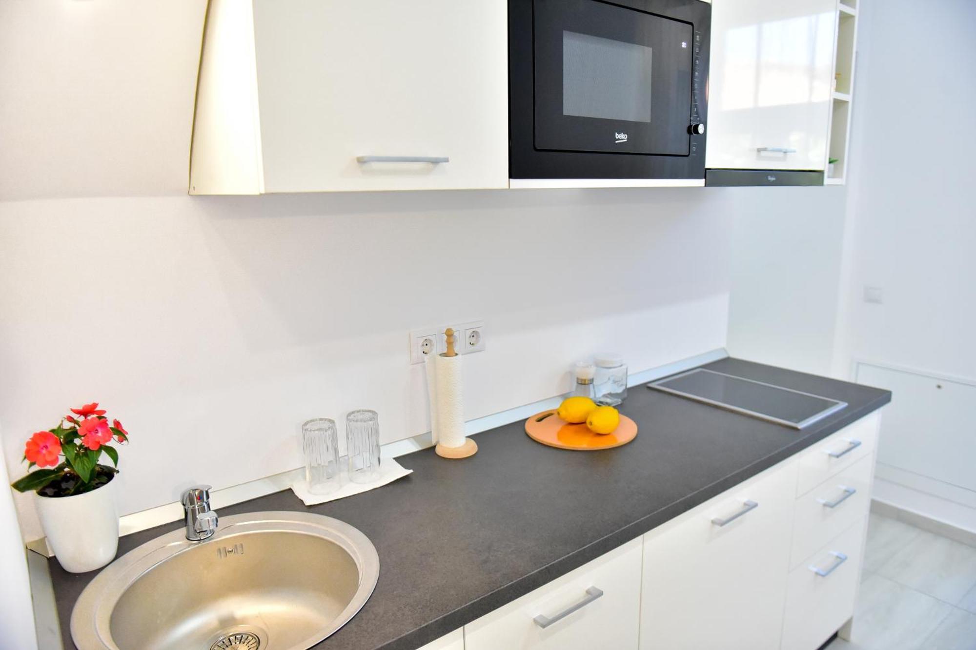 Apartamento White House & Jacuzzi Sibiu Exterior foto