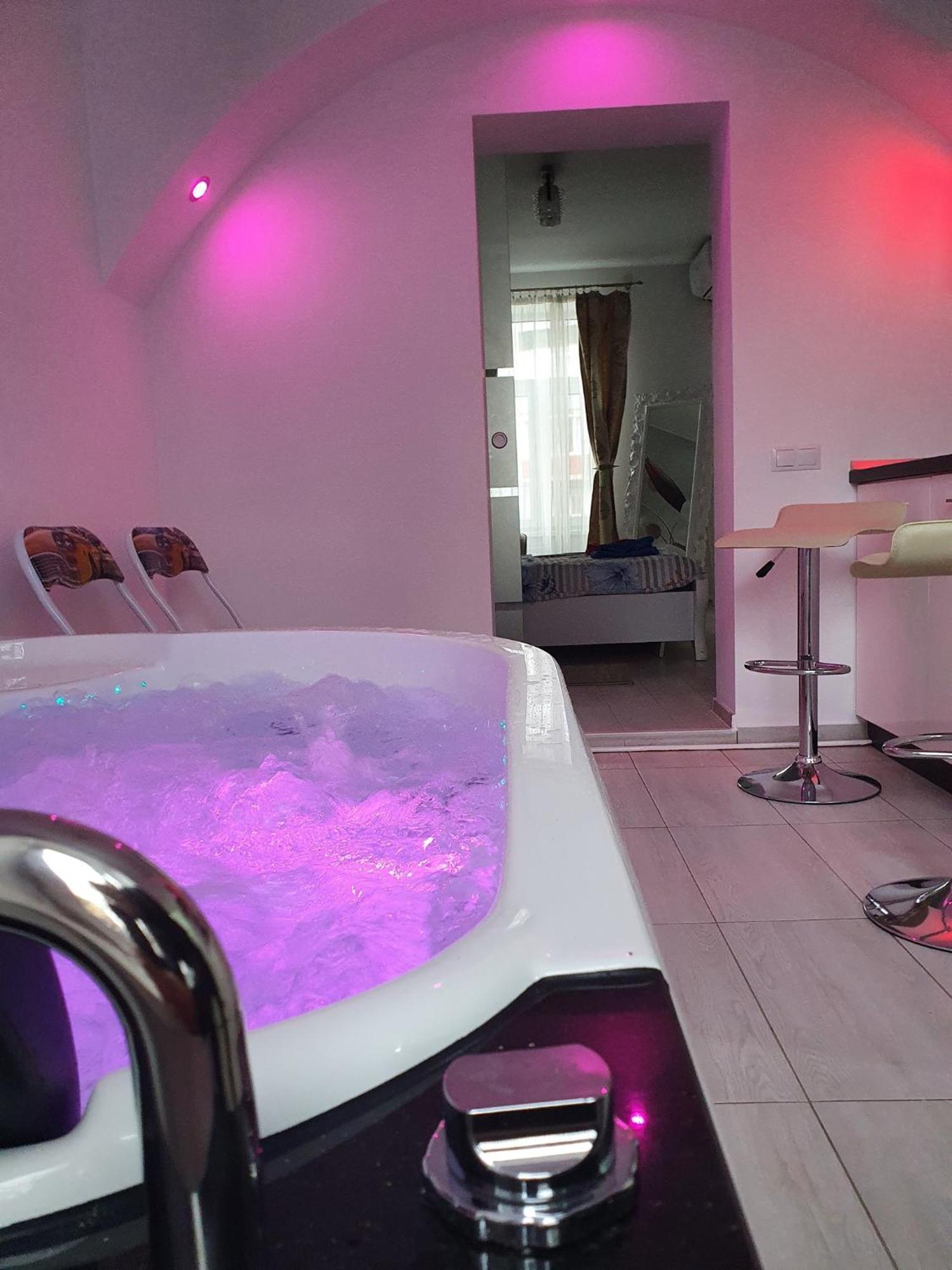 Apartamento White House & Jacuzzi Sibiu Exterior foto